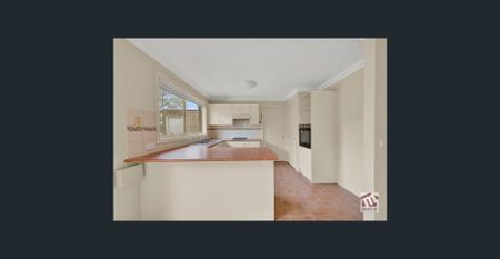 NEAT & TIDY- FRESHLY PAINTED & NEW CARPET! - Photo 4