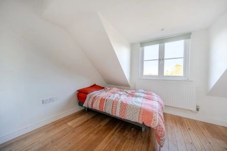 4 bedroom detached house to rent - Photo 5