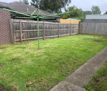 “Spacious 3-Bedroom Home in Prime Reservoir Location” - Photo 2