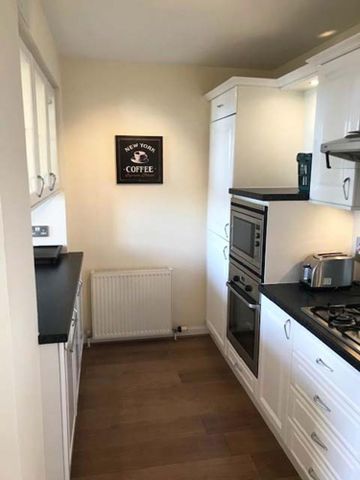 1 bedroom flat to rent - Photo 4