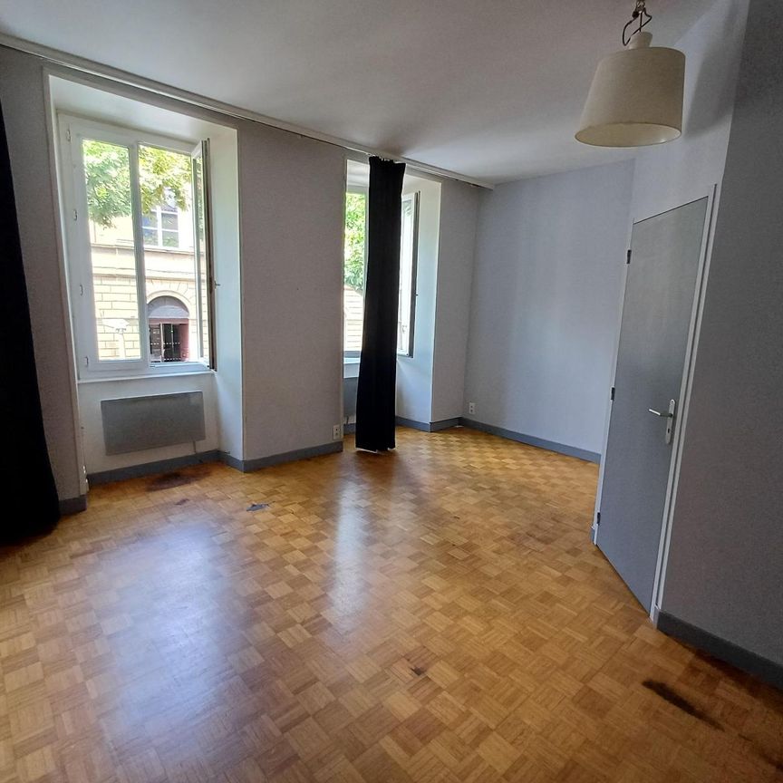 Location Appartement 2 pièces 50m² MILLAU 12100 - Photo 1