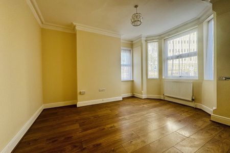 Commercial Road - Photo 4