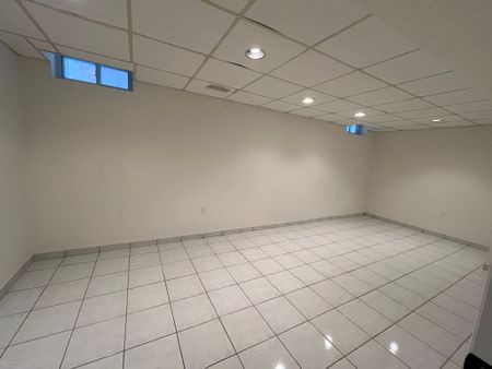 For Lease - 138 Venetian Crescent Unit# Basement, Vaughan, Ontario - Photo 5