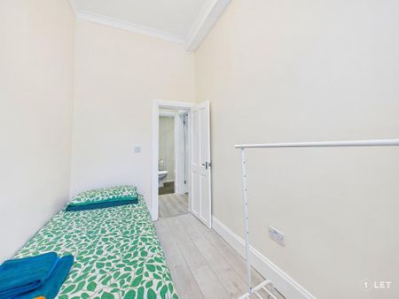 1 bedroom flat to rent - Photo 5