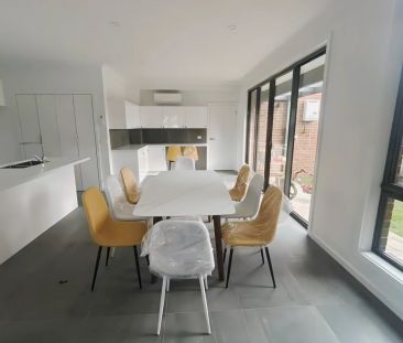 Private room with ensuite - Photo 2