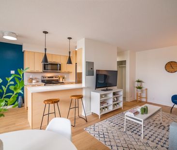 25 Woodridge Crescent, Bayshore - Belltown, Ottawa, ON - Photo 2