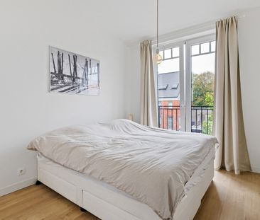 Prachtig appartement op de eerste verdieping met groot terras in het centrum van 's Gravenwezel. - Foto 3