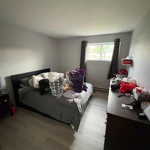 3 1/2 Cession De Bail 1er Mois 900& - Photo 2