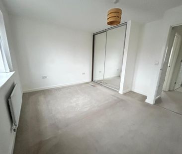 2 bedroom semi-detached house to rent - Photo 6