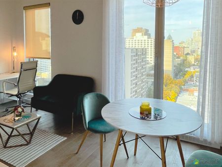 Unit 1705: Entire unit - Photo 3