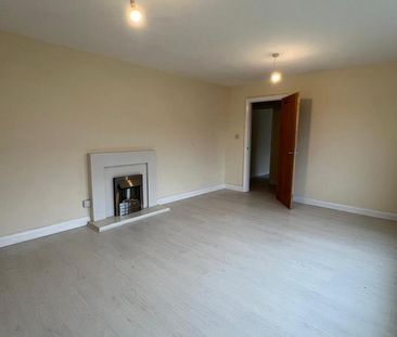 3 bedroom detached bungalow to rent - Photo 4