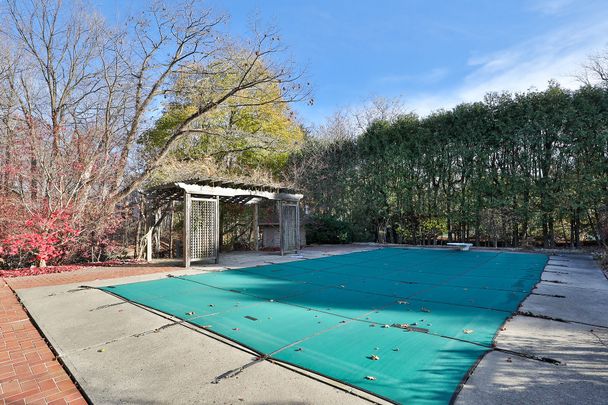 Maison unifamiliale détachée à louer à Toronto - Photo 1