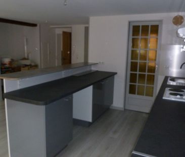 Location Appartement 3 pièces 85m² - Photo 2