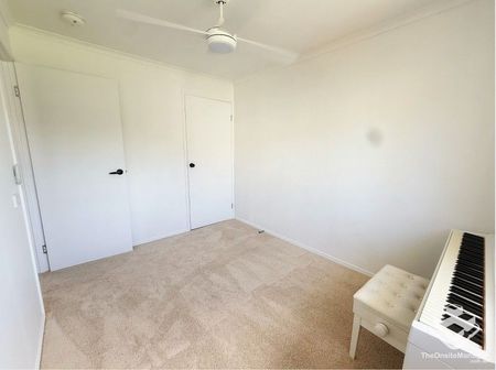 Central location Townhouses - Photo 4