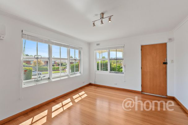 Light and Airy on Lantana - Photo 1