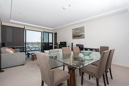 918/240 Bunda Street, City ACT 2601 - Apartment For Rent | Domain - Photo 2