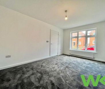 3 bedroom semi-detached house to rent - Photo 1