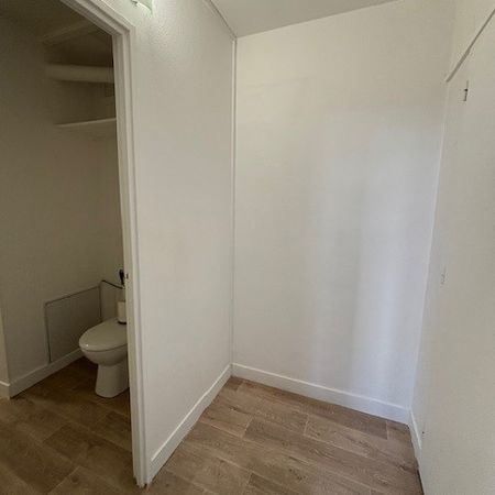 Location Appartement 1 pièce 25m² BORDEAUX 33300 - Photo 3
