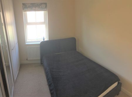 WF1, Wakefield - Photo 2