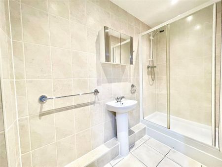 4 bedroom townhouse to rent - Photo 5