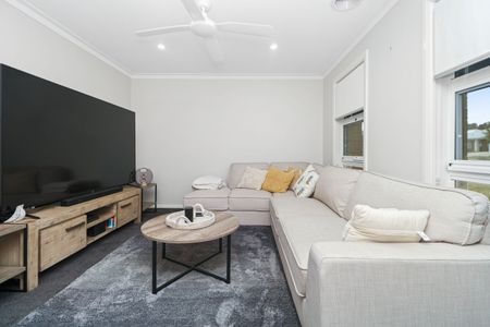 1 Thane Court Lloyd NSW - Photo 5
