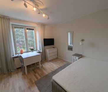 Bromma - 1rok - 7mån - 9.775kr/mån - Photo 3