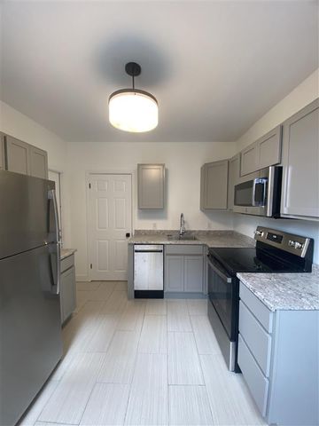 Saint John - Photo 4