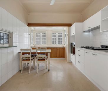 Charming Original Queenslander in the Heart of Ashgrove - Photo 6
