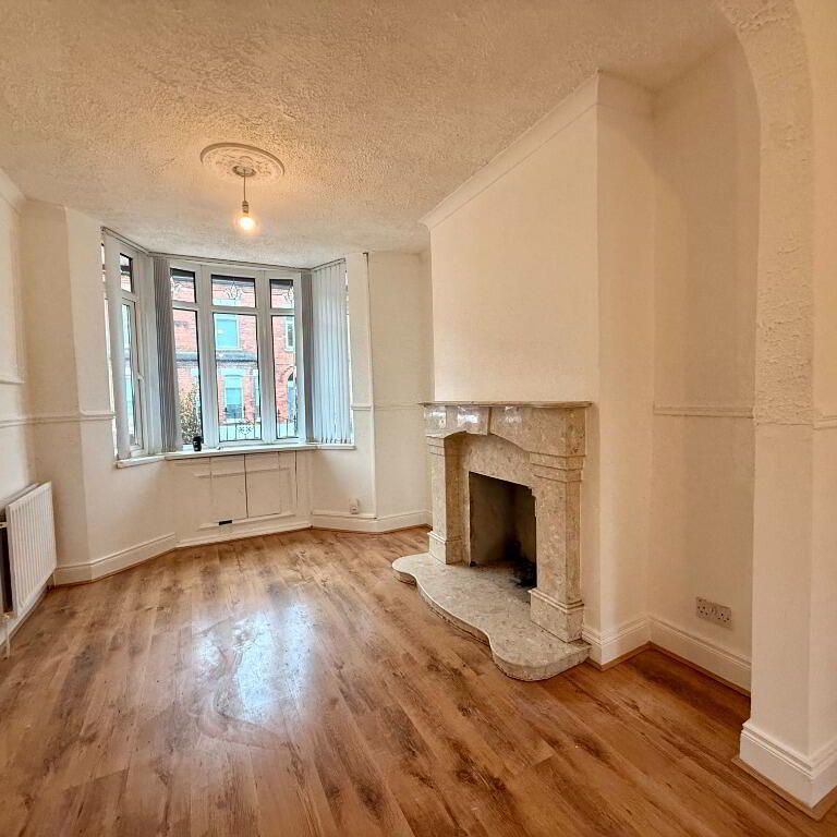 69 Willowbank Gardens, Belfast, BT15 5AJ - Photo 1