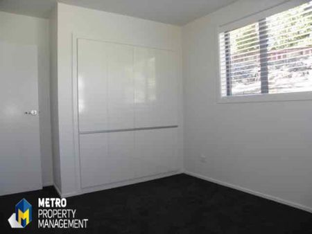 Modern Living in Kenmure - Photo 3