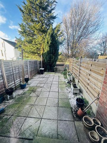 1 bedroom terraced house to rent - Photo 2