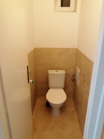 Pronájem bytu 3+1 80 m2 - Photo 3