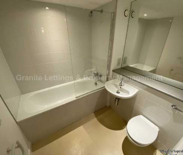 2 bedroom property to rent in Manchester - Photo 6