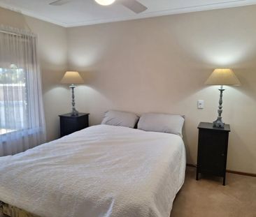 1087 Pemberton Street, West Albury NSW 2640 - House For Rent | Domain - Photo 6