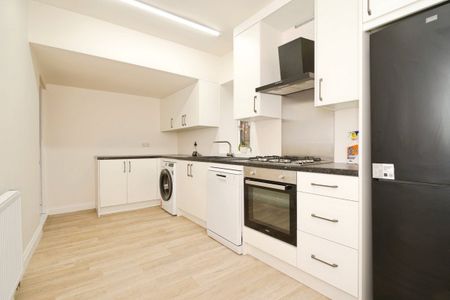 Longman Road - Photo 3