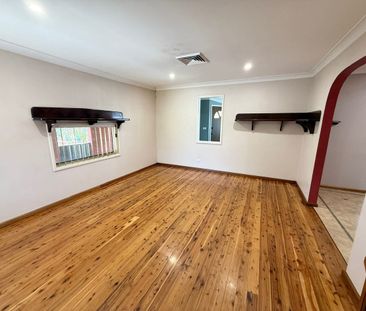 SORT AFTER CENTRAL LOCATION! - Photo 2