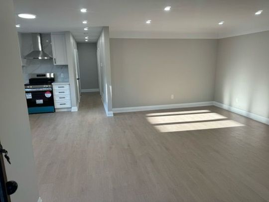 For Lease - 21 Nova Drive Unit# Upper, Hamilton, Ontario - Photo 1