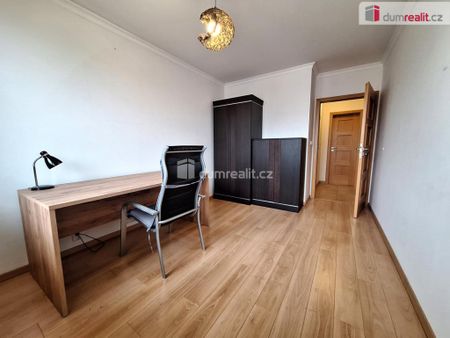 Pronájem bytu 2+1 47 m2 - Fotografie 2