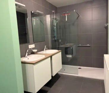 Ruim appartement met 2 slaapkamers + parkeerplaats - Foto 5