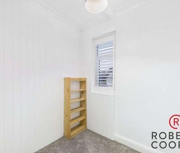 Appledore Avenue, Ruislip, HA4 - Photo 4