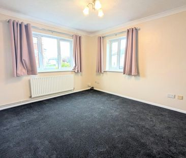 Flat to rent on - Photo 5