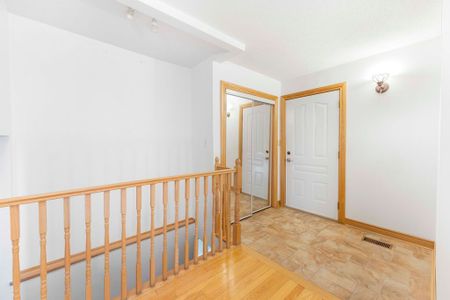 For Lease - 2033 Simcoe Street, Oshawa, Ontario - Photo 3