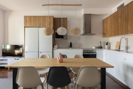 Carrer de Balmes, Barcelona, Catalonia 08006 - Photo 2