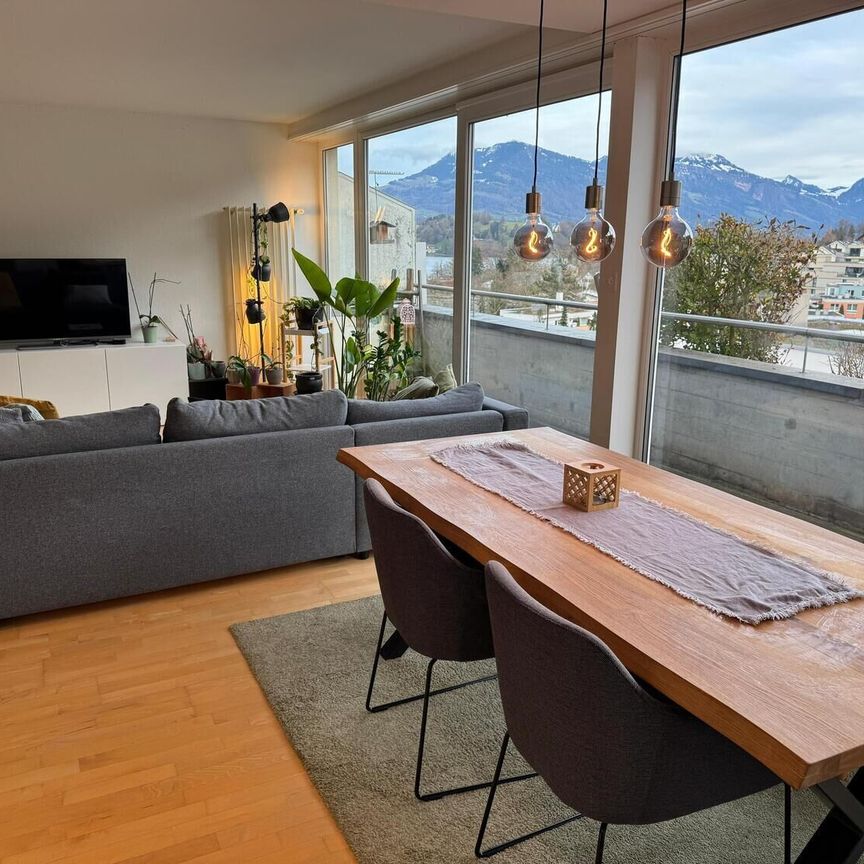 31/2 ROOM ATTIC APARTMENT IN LUCERNE, FURNISHED, TEMPORARY - Photo 1