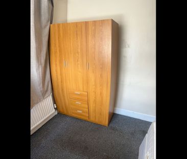 Room in a Shared House, Wembley Hill Road, HA9 - Photo 4