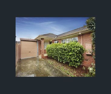 SINGLE LEVEL VILLA | FLARE REAL ESTATE - Photo 3