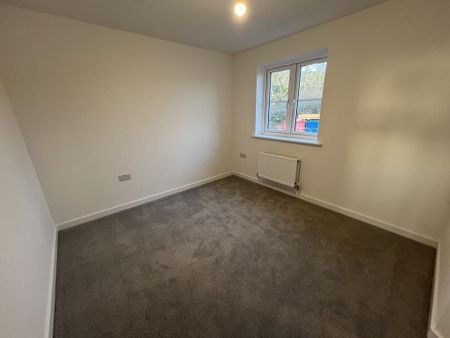 3 bedroom semi-detached house to rent - Photo 3