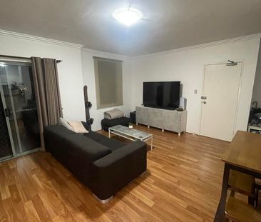 Alexandria - Photo 4