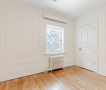For Lease - 347 Walmer Road Unit# 2nd Floor Unit 3, Toronto, Ontario - Photo 5