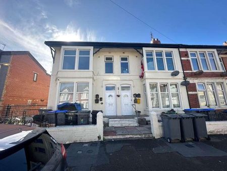 Saville Road Blackpool, FY1 - Photo 3